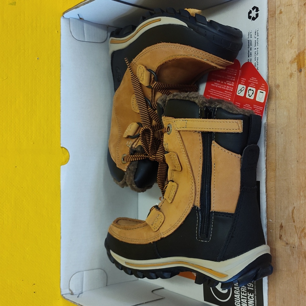 Timberland Chillberg Waterproof Boots Wheat NuBuck Kids Size 13 - Picture 7 of 16